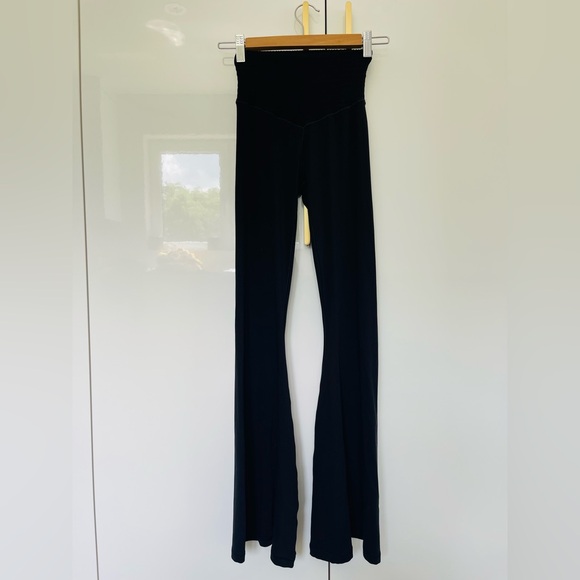 American Eagle Outfitters Pants - Offline by Aerie real me super flare high rise